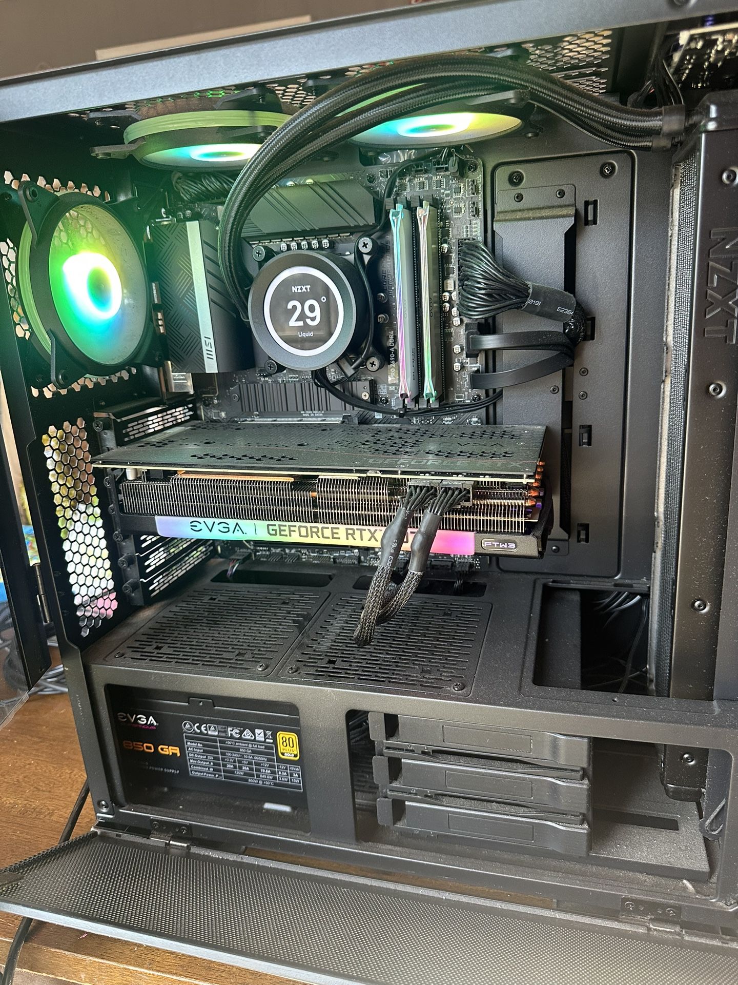 High End Gaming Pc W/ Monitors, Keyboard, Mic