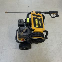 DEWALT DXPW3300 PRESSURE WASHER