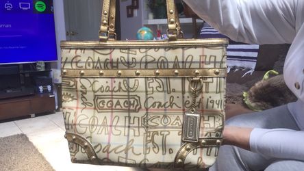 Coach purse