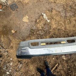 2002 GMC Sierra Front Bumper $200