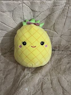 Maui 8inch Squishmallow (NO TAG INCLUDED)