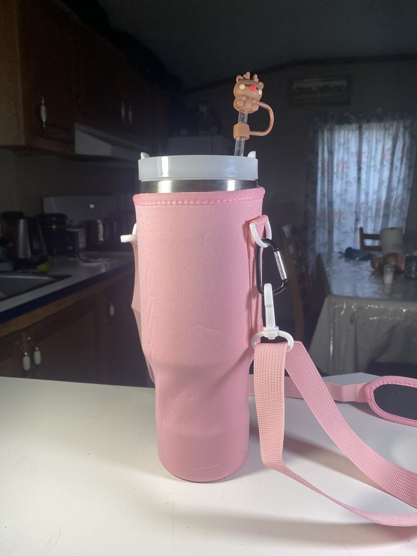 Cute Pink 40oz Tumbler Sleeve With Adjustable Strap!!! (New!)