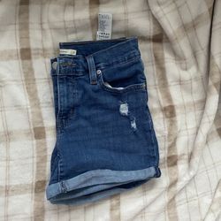 Levi’s Jean Shorts 