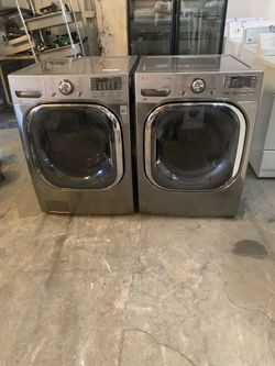 Washer and dryer electric LG good condition 90 days warranty Lavadora y secadora electrica LG buenas Condiciones 90 dias de Garantia
