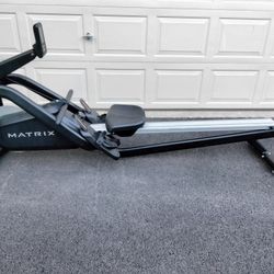 Matrix Rowing Machine 