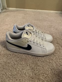 Nike Santa Cruise