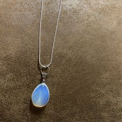 Teardrop Charm Necklace 