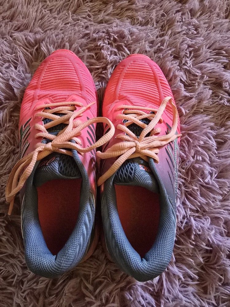 Asics Fuze X