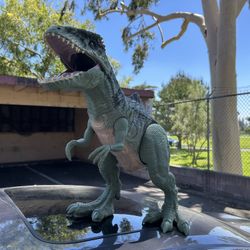 Jurassic World Dominion Super Colossal Giganotosaurus Dinosaur Park Toy 40” Long