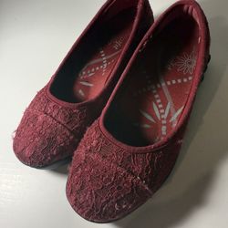 Therafit Lace Riley Ballet Flats Slides Grippy Sole Walking Maroon Red Women's 10