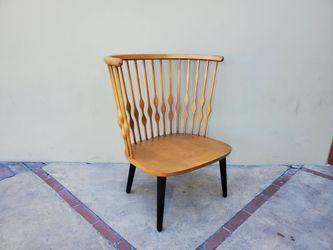 Vintage Throne Chair