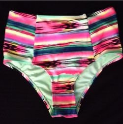 High wasted bikini bottoms