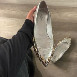Louis Vuitton Shoes In Great Conditions 