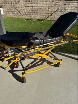 Hospital/Paramedic Gurney Stretcher