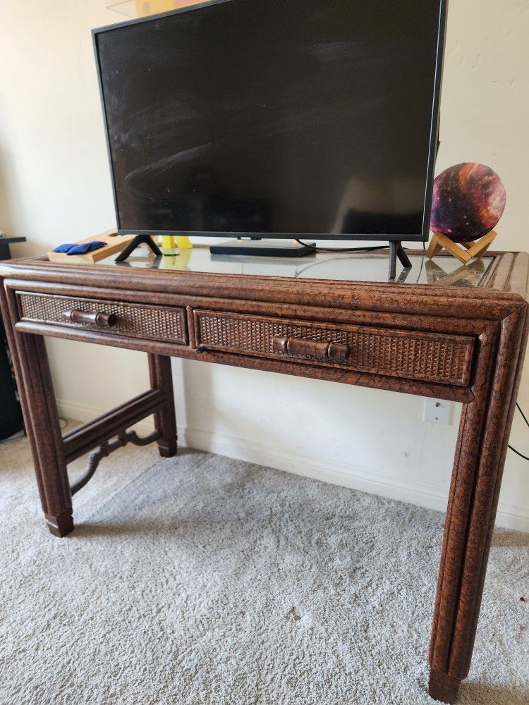 Elegant Ratan Wood Desk