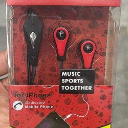🛍️🔥 Big Sale – Clothes, Accessories & More! 👖👗👜🎧
