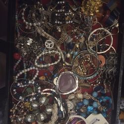 Junk Jewerly Wear/repair