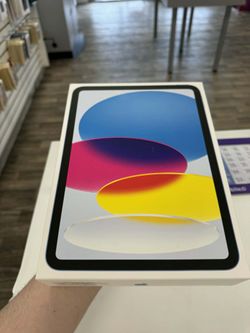 Apple - iPad 10th Gen 10.9" (Cellular) (Brand New) 64GB | $5 Down | Payment Plans Available