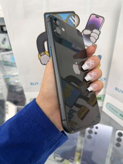 iPhone 12 UNLOCKED