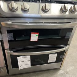 LDG4313ST LG 6.9 cu. ft. Double Oven Gas Range with ProBake Convection Oven, Self Clean and EasyClean in Stainless Steel