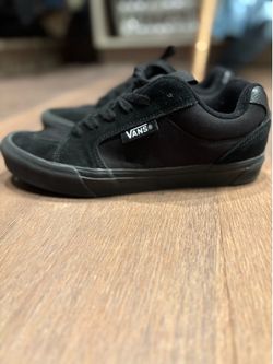 VANS Off The Wall Men's Black Low Top Lace-Up Cotton Sneakers US 10.5
