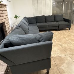 Modular Sectional Couches 