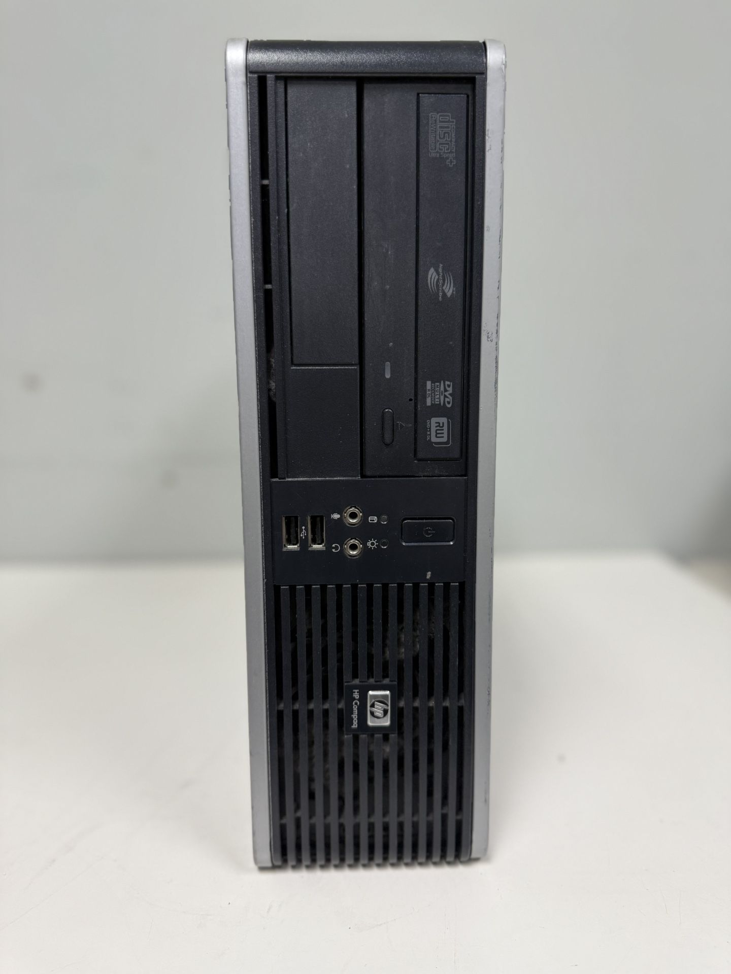 HP Computer Tower Intel (R) Core (TM)