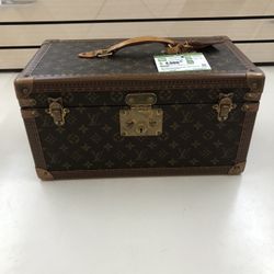 Louis Vuitton Vintage Cosmetic Chest 1990
