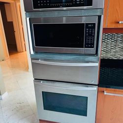 Cook Top Oven Microwave  And Dishwasher 