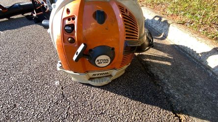 Stihl blower br700