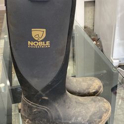 Womens Noble Muck Boots Size 6