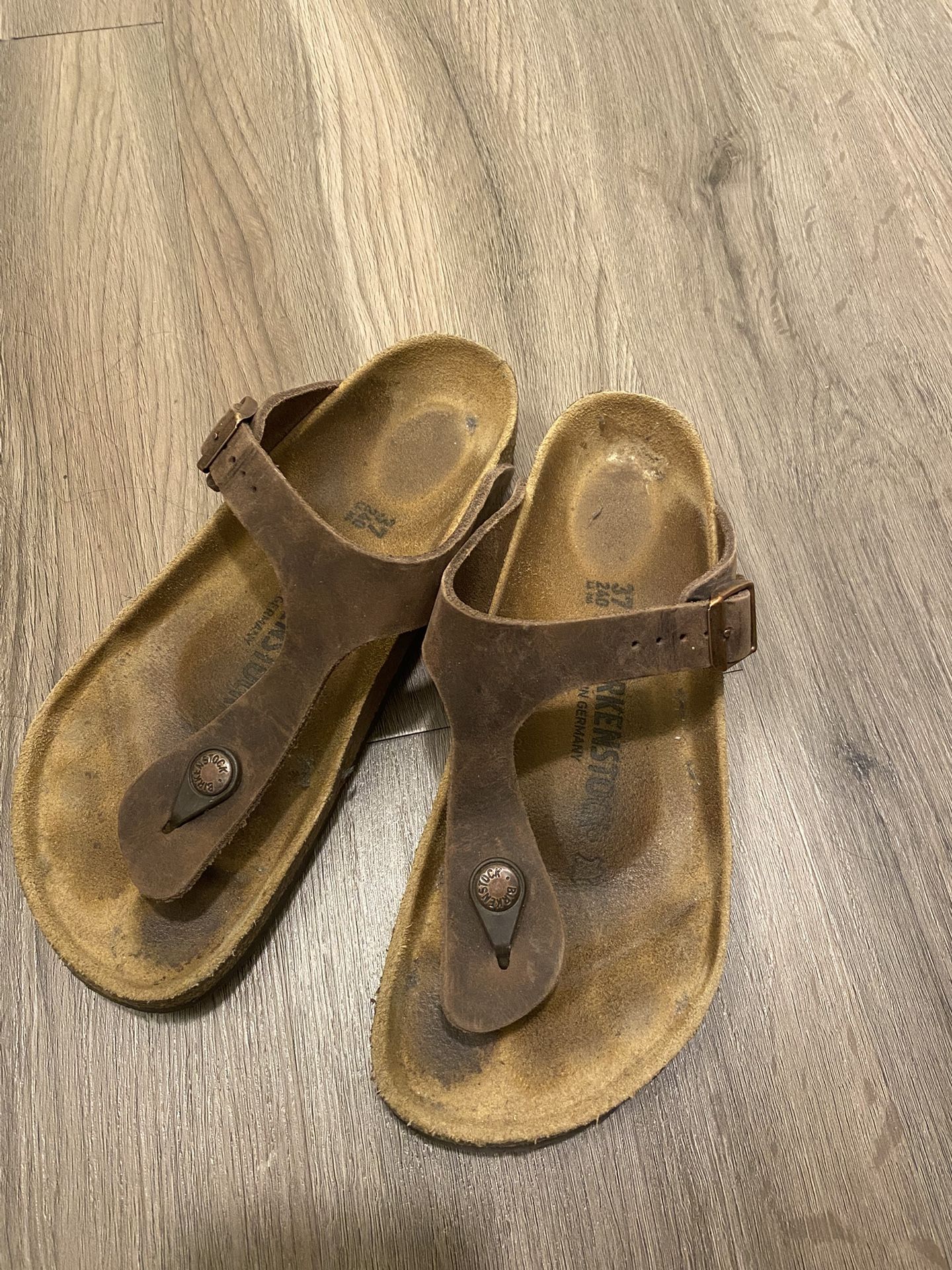 Birkenstock Sz 37 Gizah Oils Brown Leather Sandals