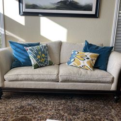 Elegant Ethan Allen sofa/couch