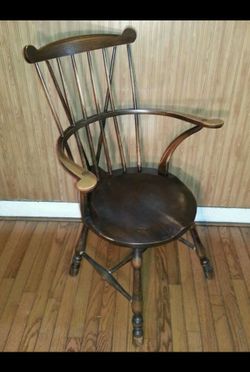 Antique Windsor Chair see last pic for Details