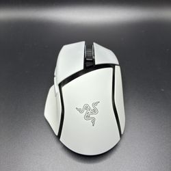 Razer Basilisk v3 Pro Gaming Mouse White