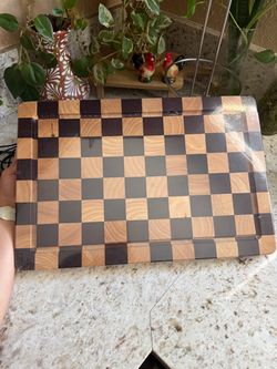 NEW Wooden cutting board