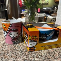 6 IN. CHOPSTICK BOWL 20 OZ. (591 ML.) & LARGE MUG NARUTO SHIPPUDEN X HELLO KITTY AND PRIENDS