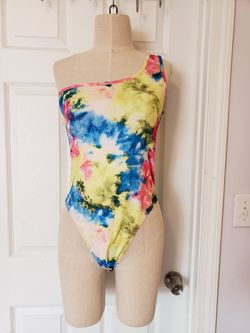One Shoulder Bodysuit Size Large New