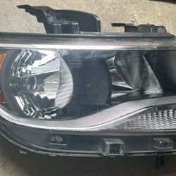 Chevrolet Colorado Headlight