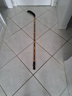 Vintage Sherwood 5030 Featherlite Coffey RH 85 Flex Hockey Stick