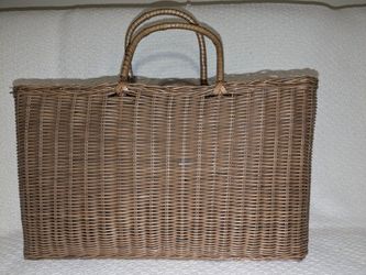 VTG PLASTIC WOVEN TOTE BAG BASKET WITH HANDLES MARKET