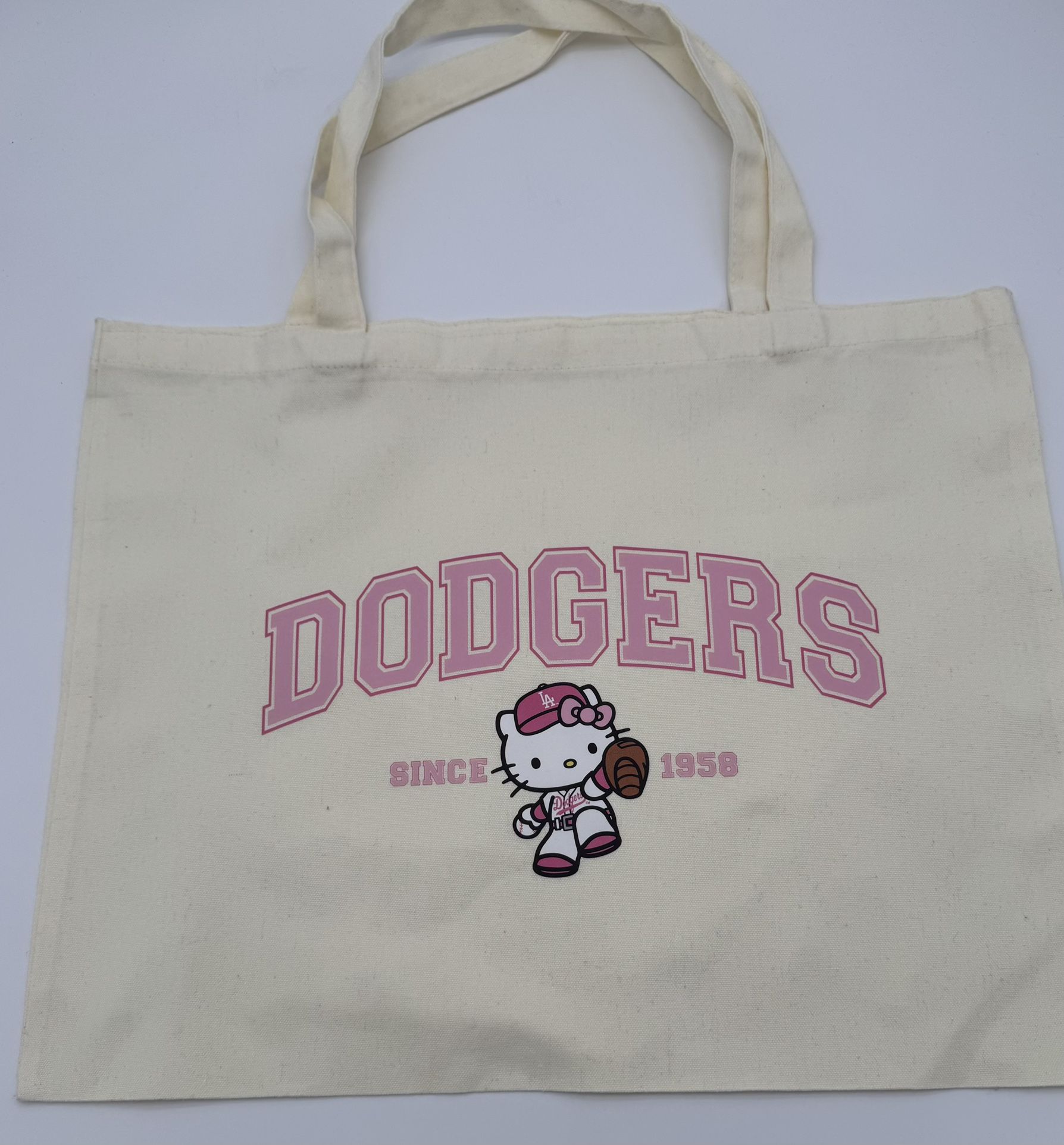 Los Angeles Dodgers Hello Kitty Tote Bag Pink, NEW bag.