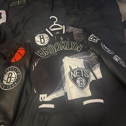 Men's Brooklyn Nets Pro Standard Black Remix Varsity Full-Zip Jacket