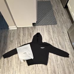 Essential Hoodie