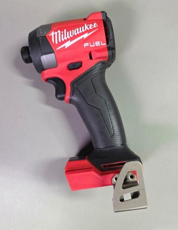 Milwaukee M18 FUEL 1/4" Hex Impact Driver Gen 4(Tool-Only) 2953-20
