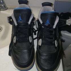 Jordan 4 Size 7 Y