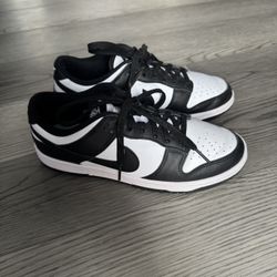 Nike Panda Dunks