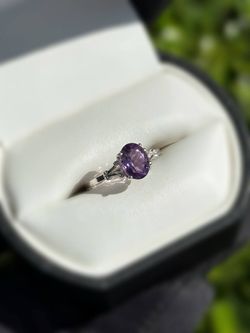 Jewelry 10k solid white gold  purpurite 0.80 CTW ring sz 6.75