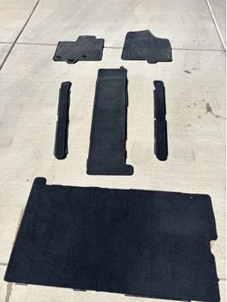 Toyota sienna 8 seater 2013-2020 original mats