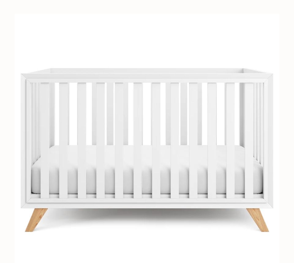Baby Crib for 0 to 3 Years - White Bars and Frame and Natural Wood Leg